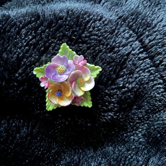 Floral Brooch with Colorful Flowers - Picture 5 of 11